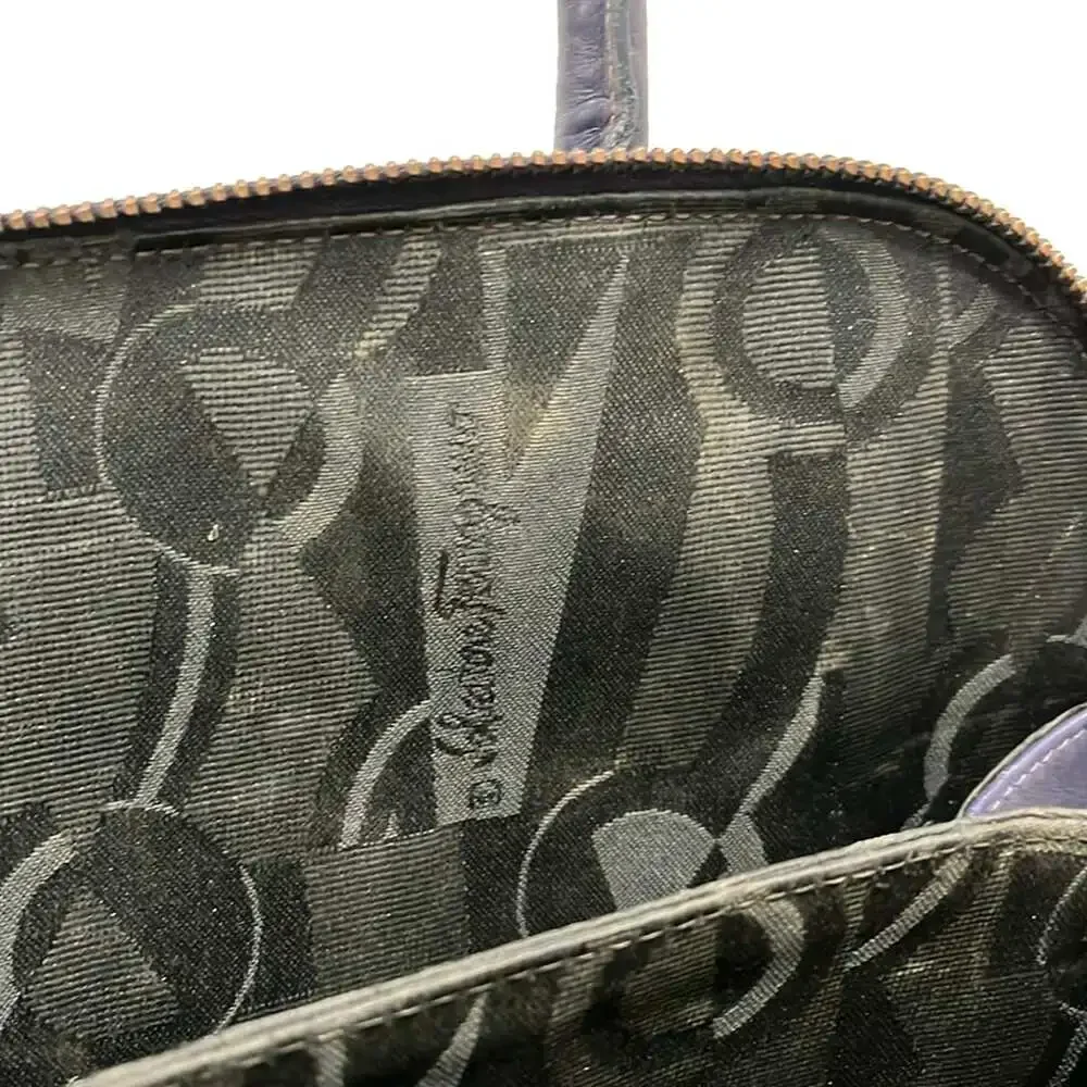 Salvatore Ferragamo Gancini Handbag AK